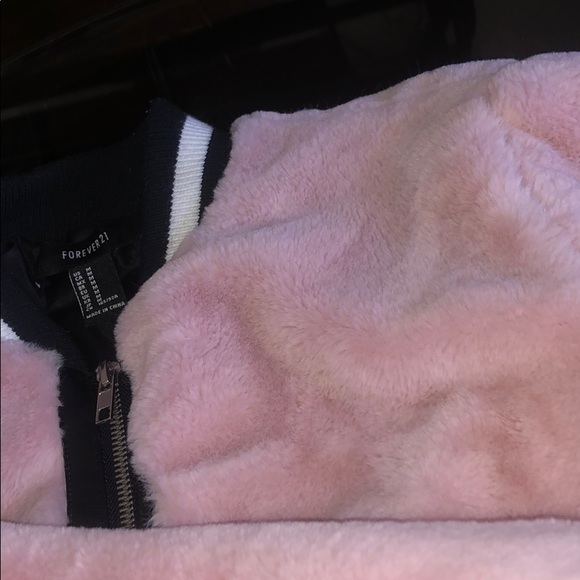 Fur Bomber Jacket ( Forever 21 ) - Picture 7 of 8